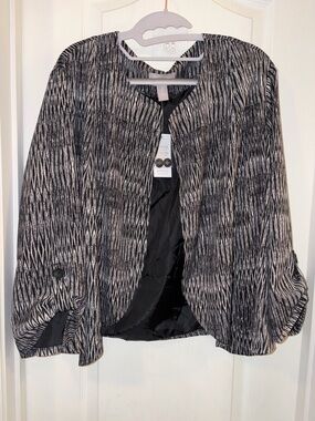 Chico’s Black & White Patterned Open Front Jacket